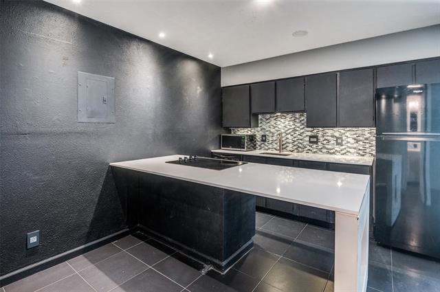 Building Photo - 4317 Hartford St