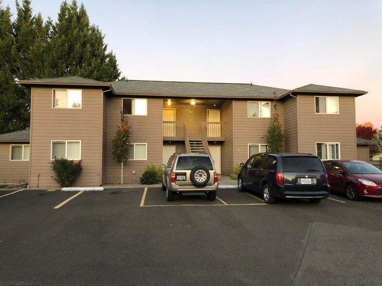 Building Photo - 583 Van Wey Cir