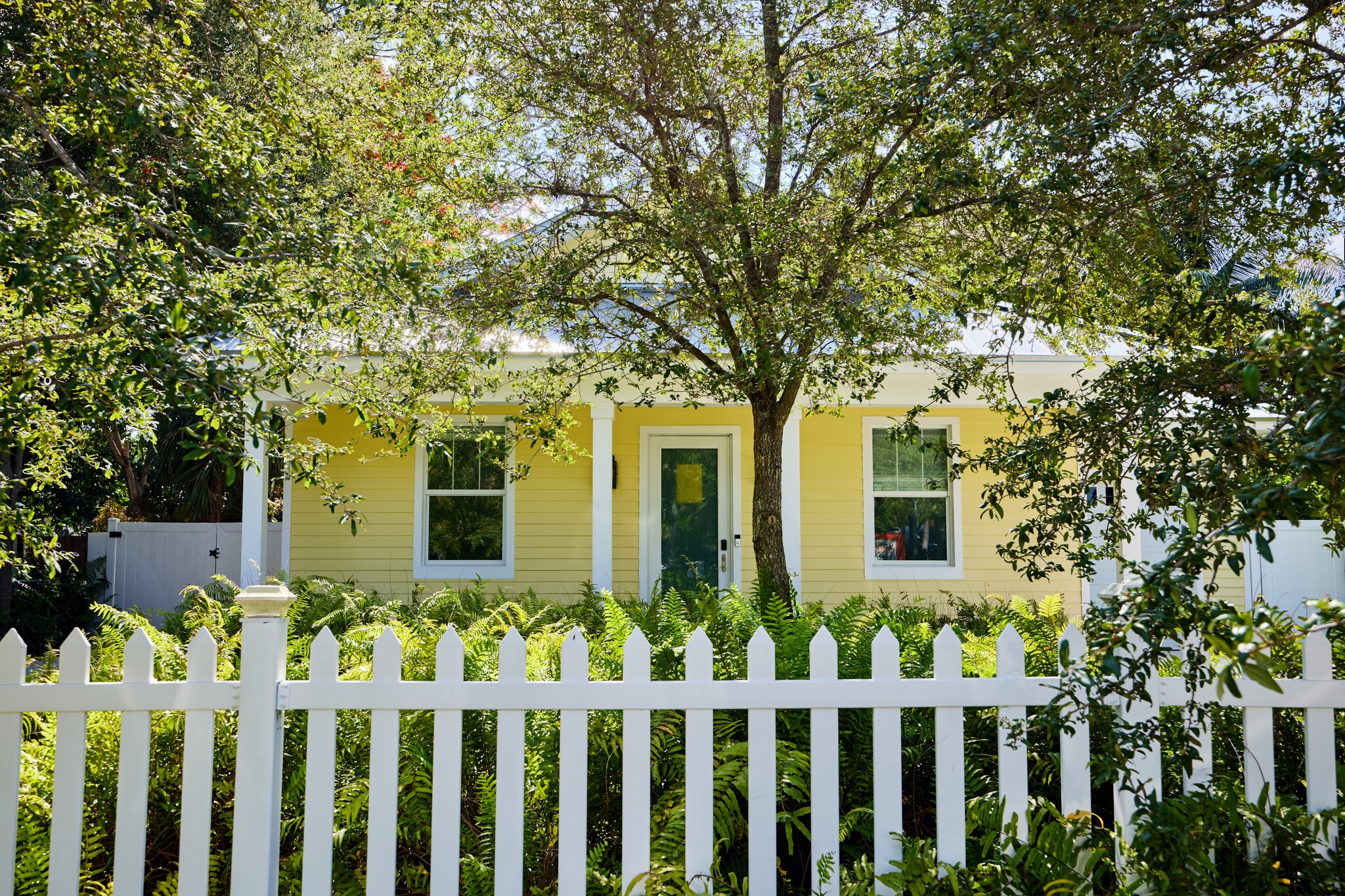 Building Photo - 1280 SW 25th Ave