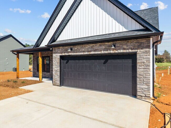 Building Photo - Salisbury New Construction 3 bedroom 2.5 baths