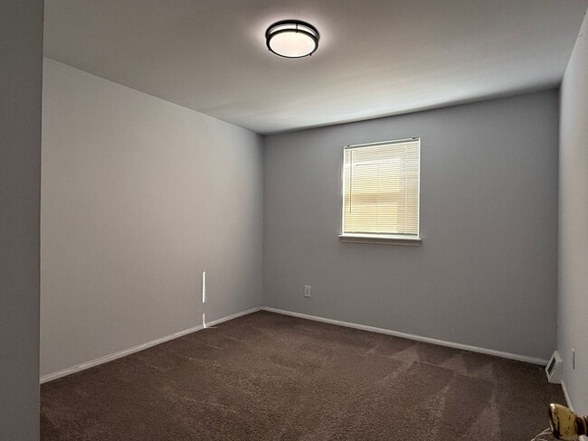 Building Photo - Charming 3-Bed Home in Peaceful Aston Neighborhood