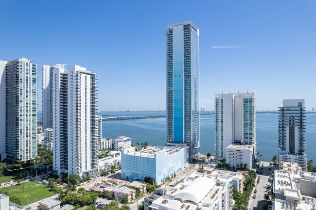 Building Photo - Missoni Baia