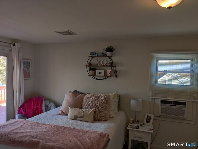 Building Photo - 100 Loftus Cir