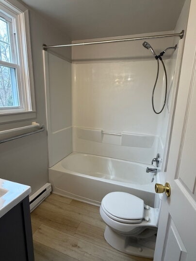 Building Photo - 1-Bed 1 Bath Property located at Cherrydale Ave.
