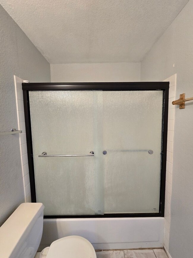 Building Photo - A Fabulous 2 Bed, 2 Bath, 1 Car Attached G...