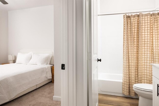 Building Photo - 8350 US-290