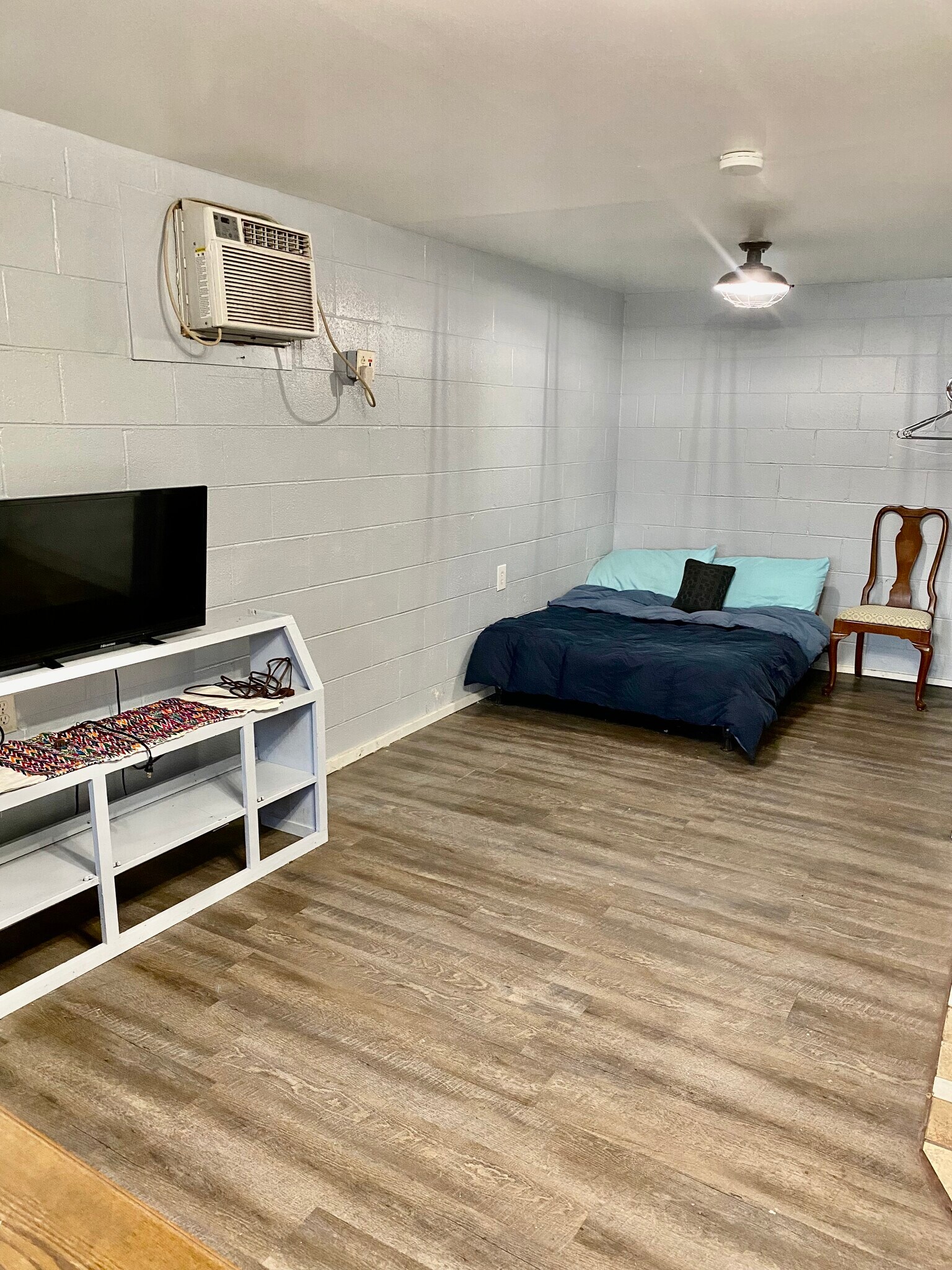 #7 Studio - 732 Bonaire Rd