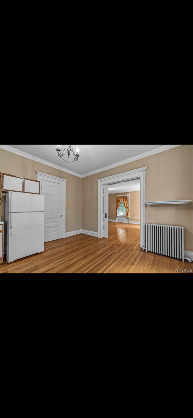 Building Photo - 444 Linwood Ave