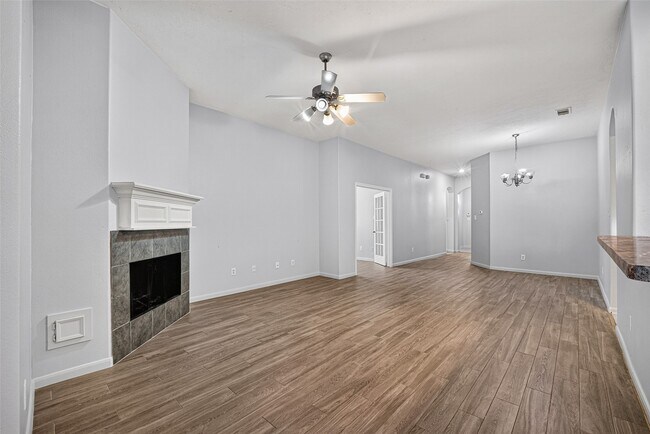 Building Photo - 9241 Clearwood Landing Blvd