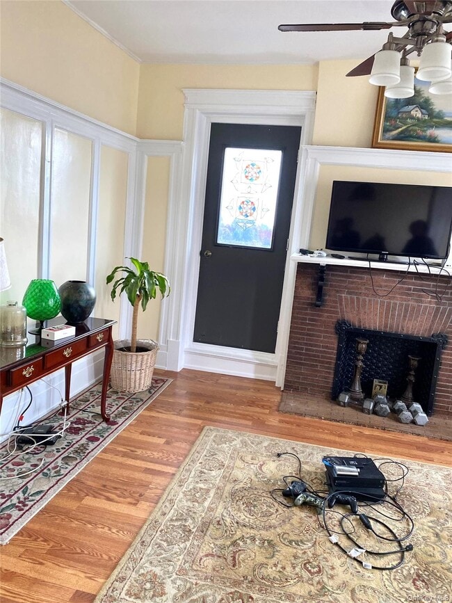 Building Photo - 36 Echo Ave