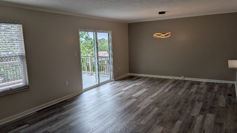 Building Photo - 146 Villa Dr