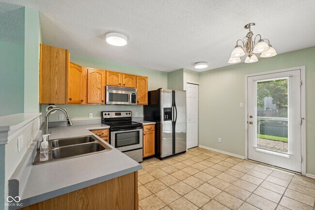Building Photo - 1754 Elijah Blue Dr