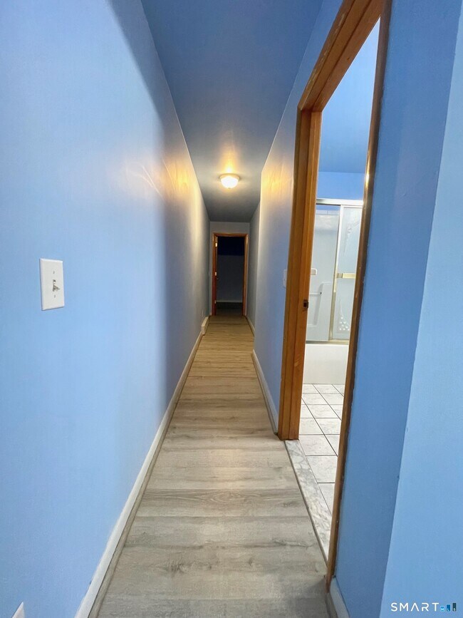 Building Photo - 31 Glenwood Ave