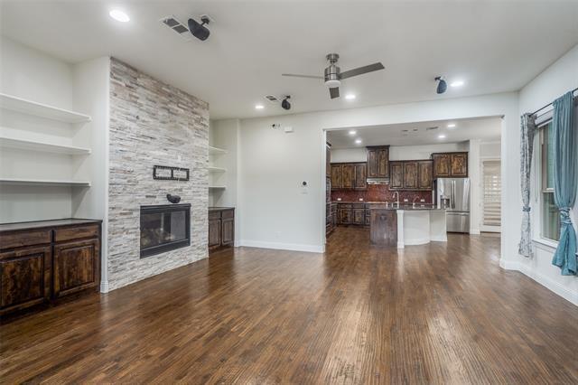 Building Photo - 8763 Portola Dr