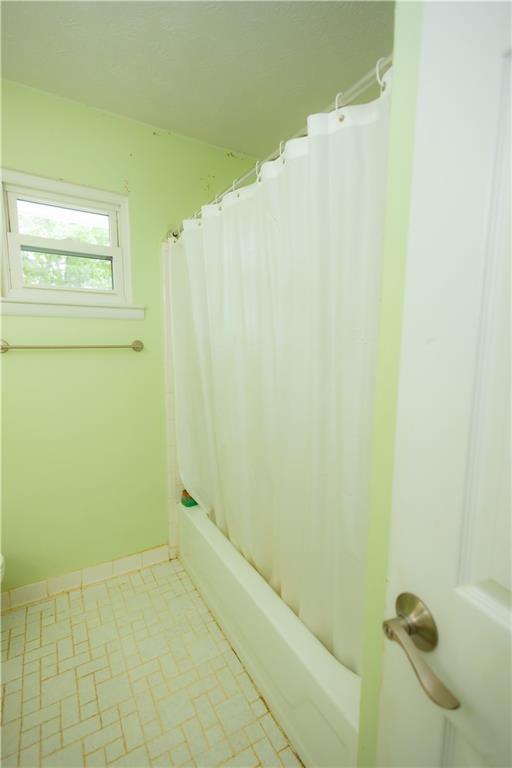 Building Photo - 3233 River Oak Pl