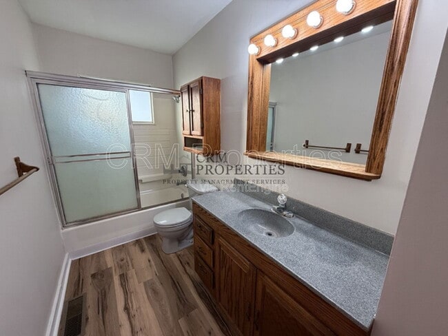 Building Photo - 5115 Arrowhead Blvd