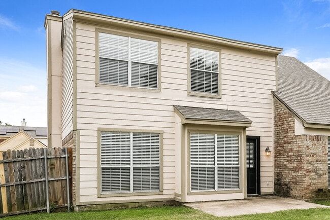 Building Photo - 2500 Coldstream Dr