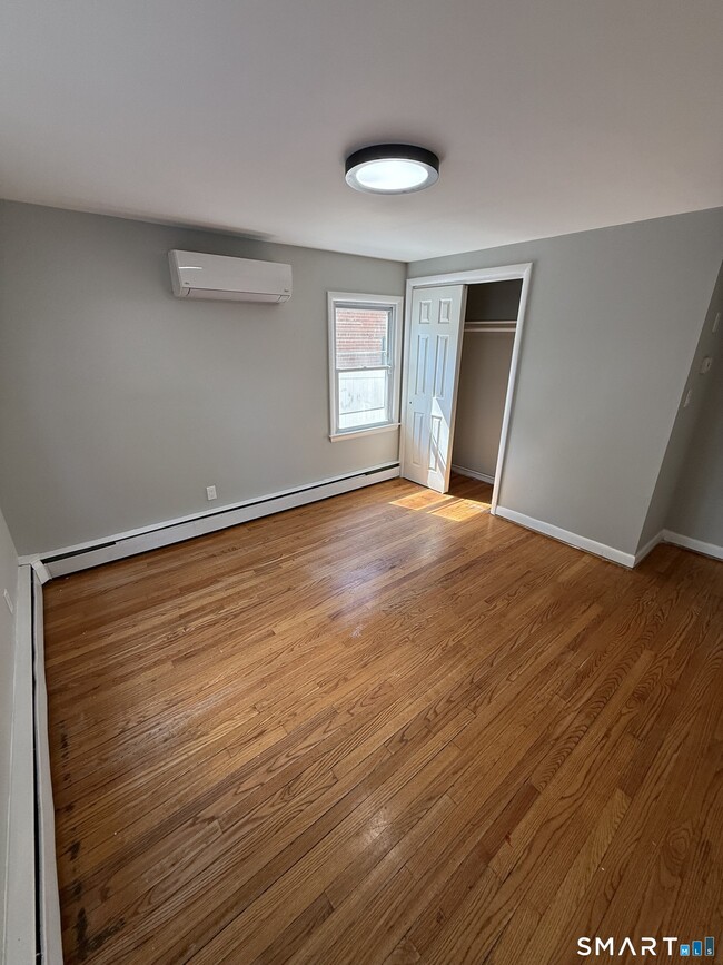 Building Photo - 37 Caya Ave
