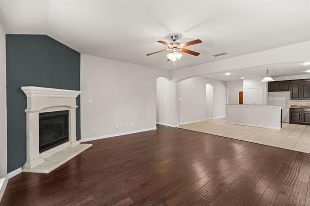 Building Photo - 2640 Costa Mesa Dr