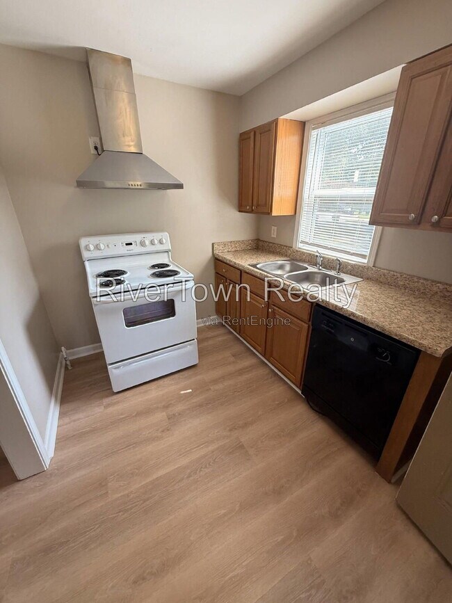 Building Photo - 3889 Tuggle Ave