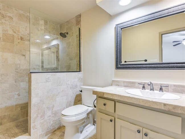 Building Photo - 8347 Summerwood Dr
