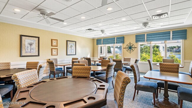 Building Photo - 225 Mirage Blvd