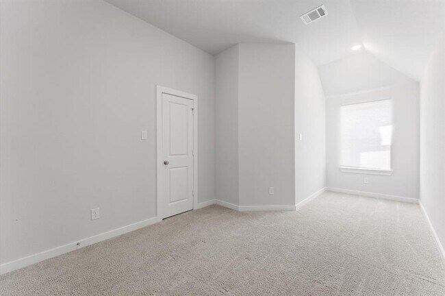 Building Photo - 16514 Lake Austin St