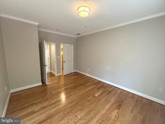 Building Photo - 401 13th St NE