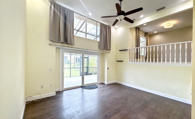 Building Photo - 13963 Lake Point Dr