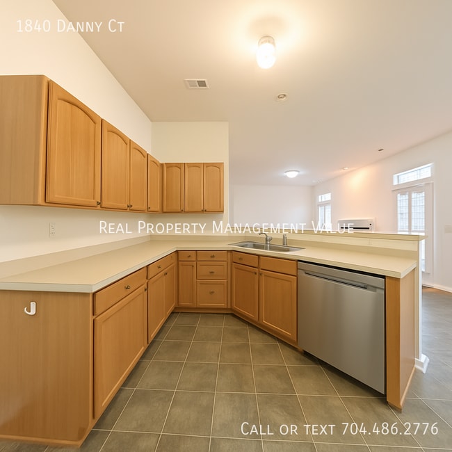 Building Photo - 1840 Danny Ct