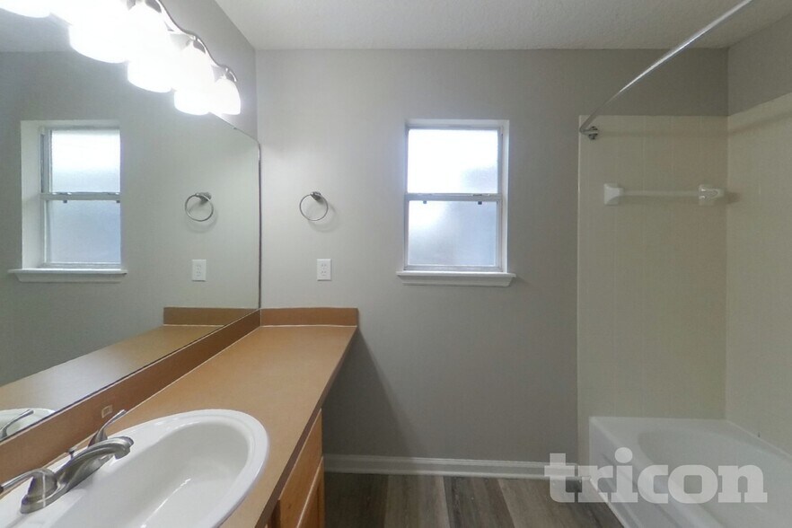Building Photo - 3318 Citation Dr