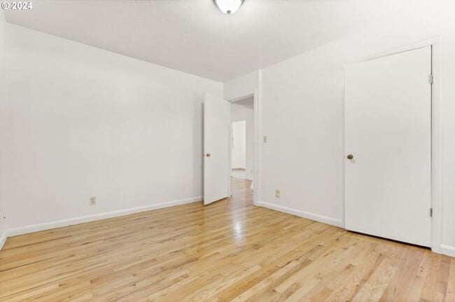 Building Photo - Super Cute 2 Bedroom House in Portland wit...