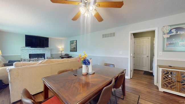 Building Photo - 2716 Stone Valley Dr