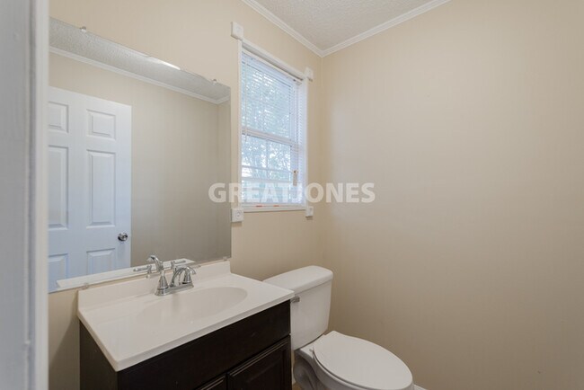 Building Photo - 7268 Fontana Dr