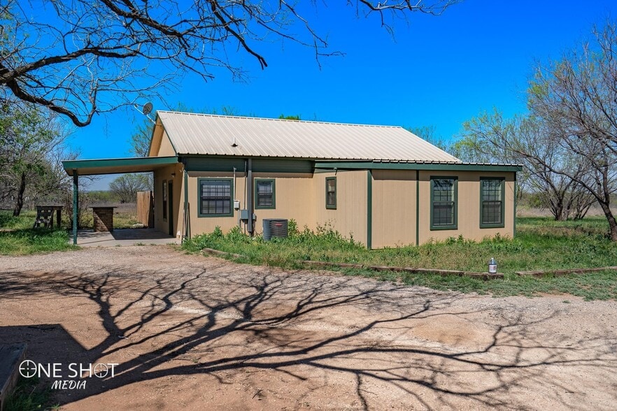 Building Photo - 542 McCartney Ln