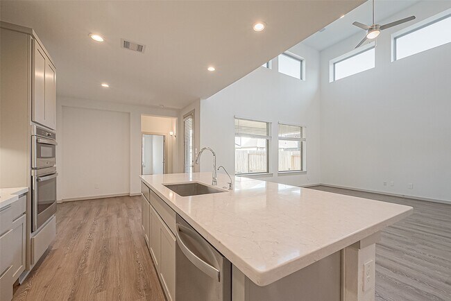 Building Photo - 29234 Grand Gorge Dr