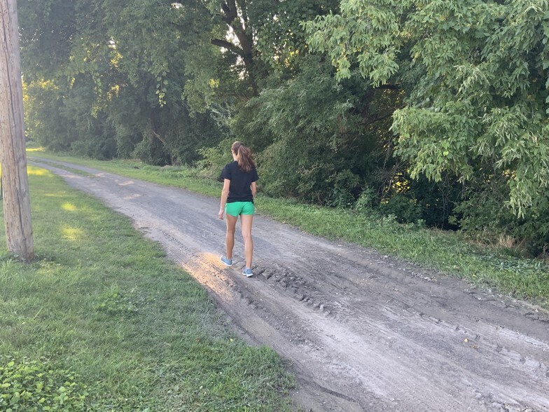 Building Photo - 4444 Main St