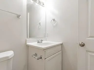 Building Photo - 708 Fair St