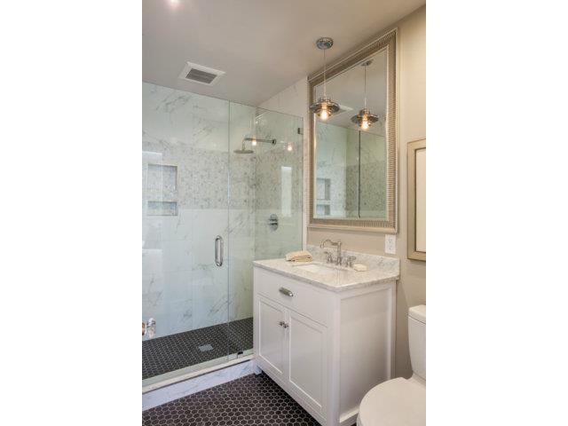Building Photo - 2115 Cowper St