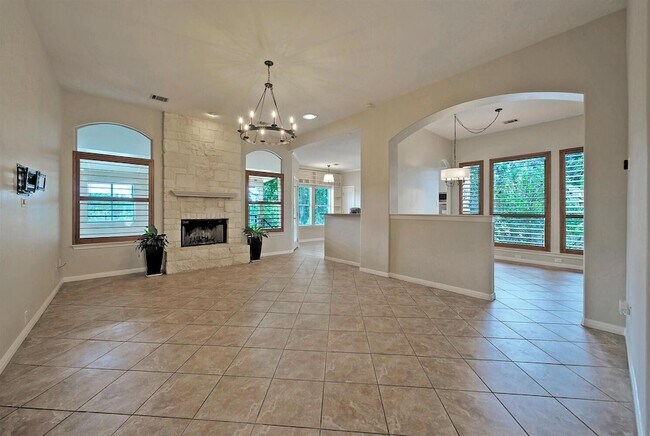 Building Photo - 1021 Westland Ridge Rd