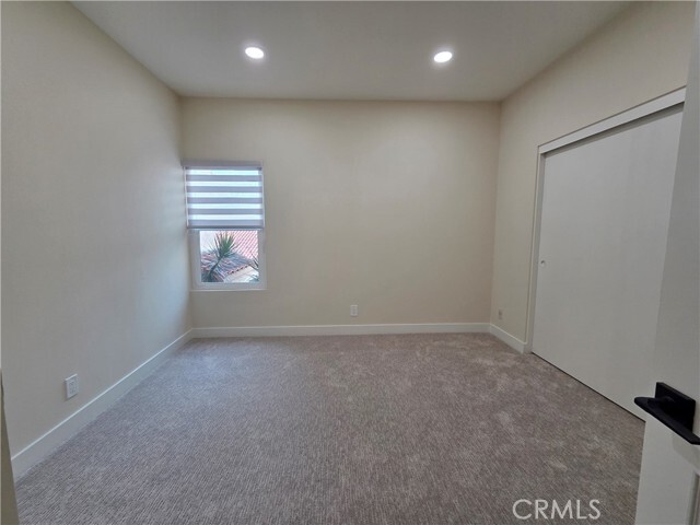 Building Photo - 35 Ericson Aisle