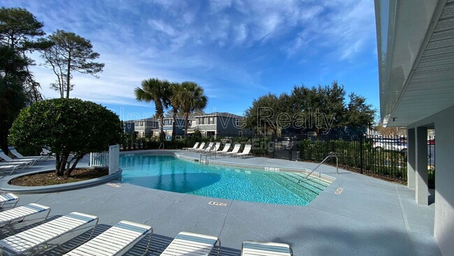 Building Photo - 13104 Lexington Summit St