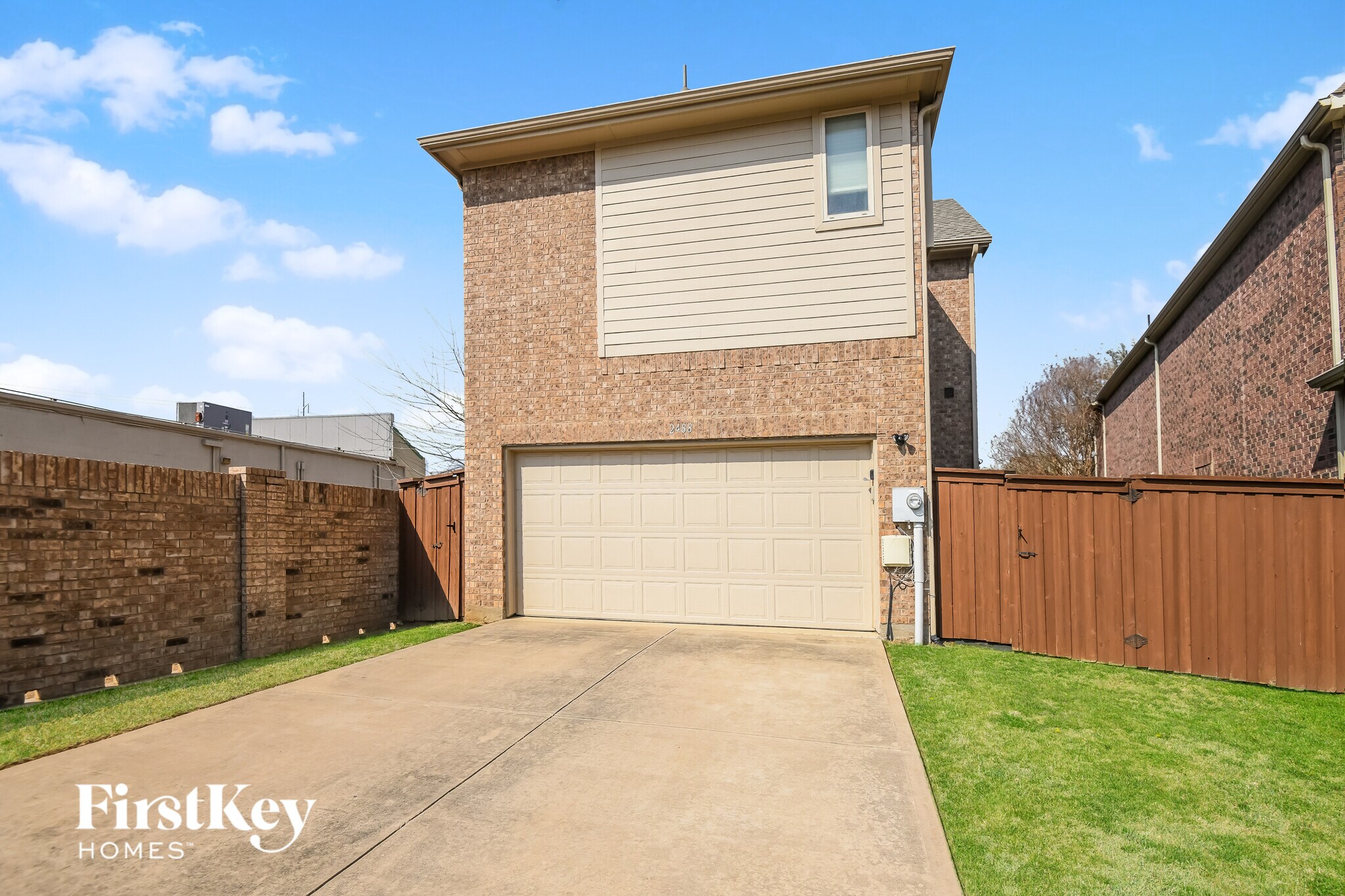 Building Photo - 2488 Deer Run