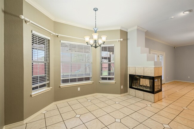 Building Photo - 117 White Feather Trail