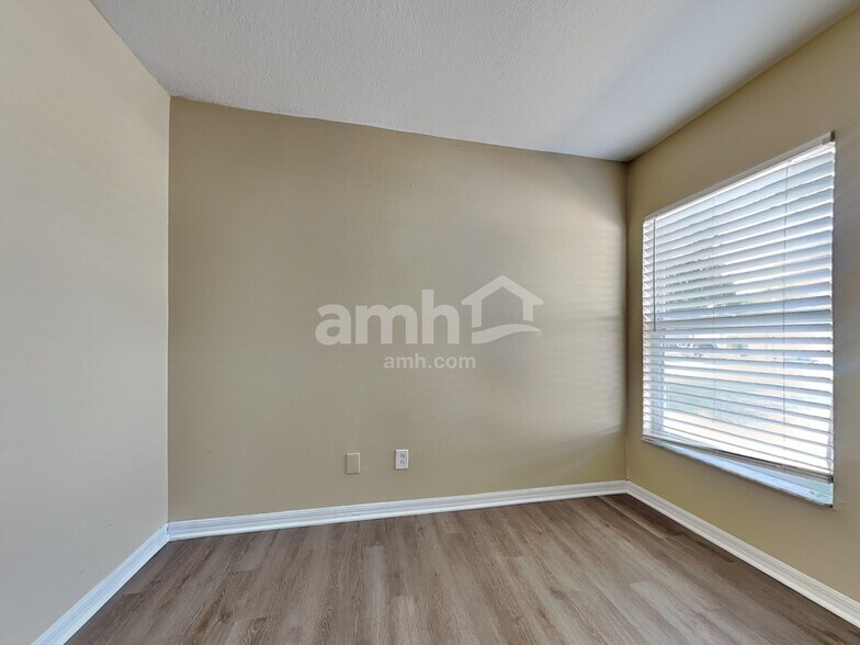Building Photo - 828 Rocky Mountain Ct