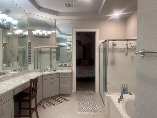 Building Photo - 13236 Tracewood Hills Ln