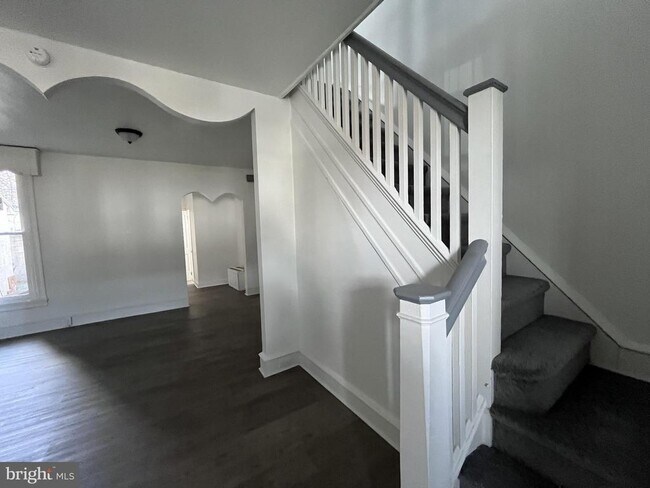 Building Photo - 3008 N 25th St