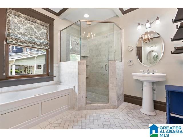 Building Photo - 1801 11th Pl S