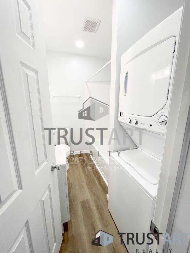 Building Photo - 3347 Frankford Ave