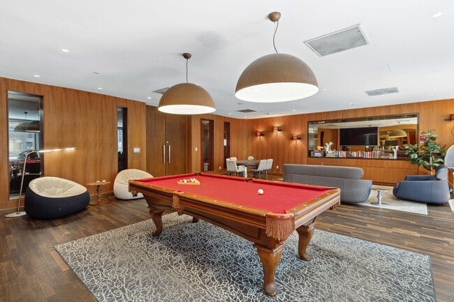 Building Photo - 75 Wall St